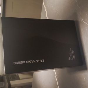 Duo salt and pepper grinder - Zaha Hadid Design